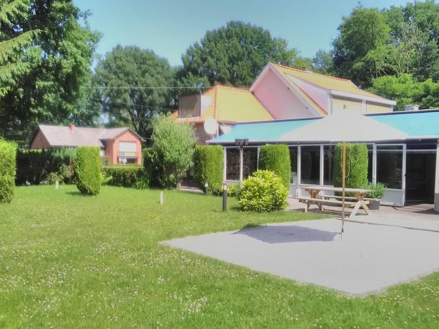 Villa De Bron Beringen Esterno foto