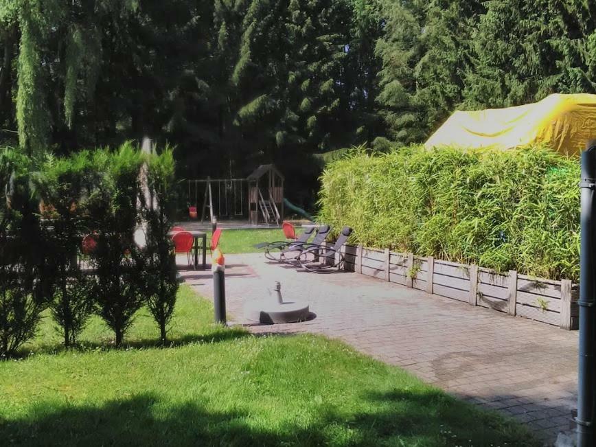 Villa De Bron Beringen Esterno foto