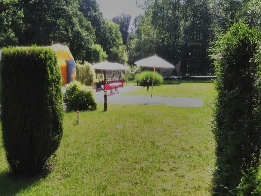 Villa De Bron Beringen Esterno foto